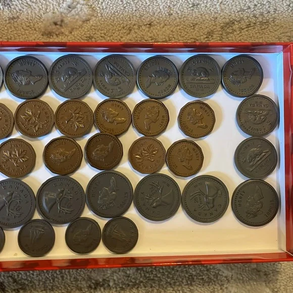 Learning Resources Money Pattern Cards and Counters - Picture 7 of 7